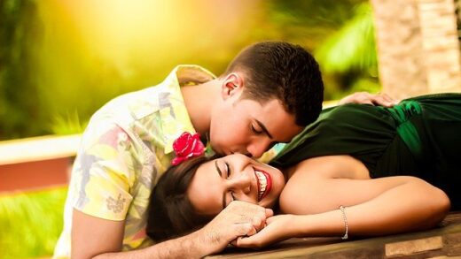 How to Respond to 'I Miss You' to Him or Her